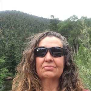 Meet your Posher, Cathy